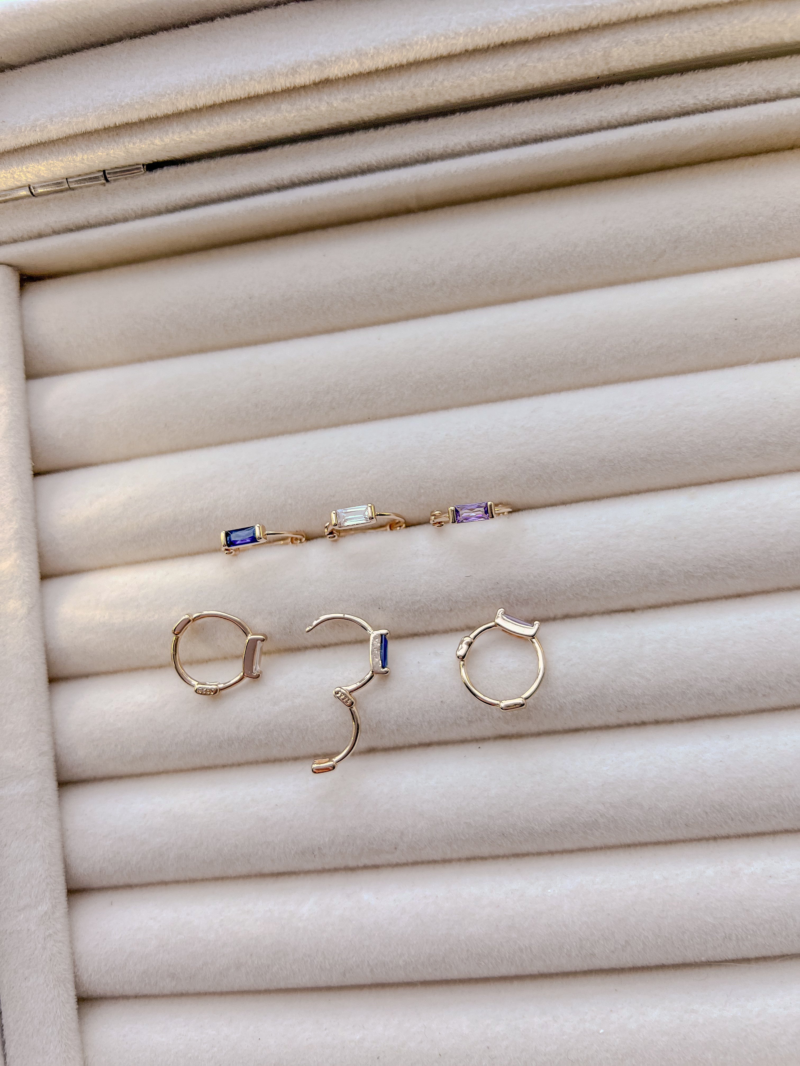 E/Hoops with blue sapphire /Amethyst/topaz