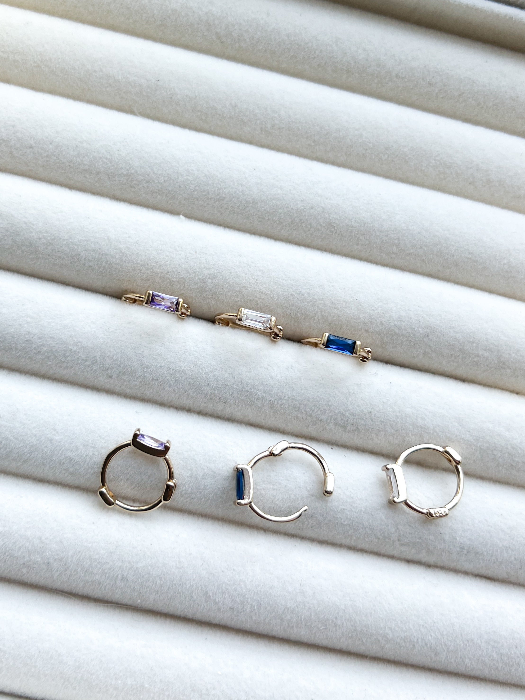 E/Hoops with blue sapphire /Amethyst/topaz