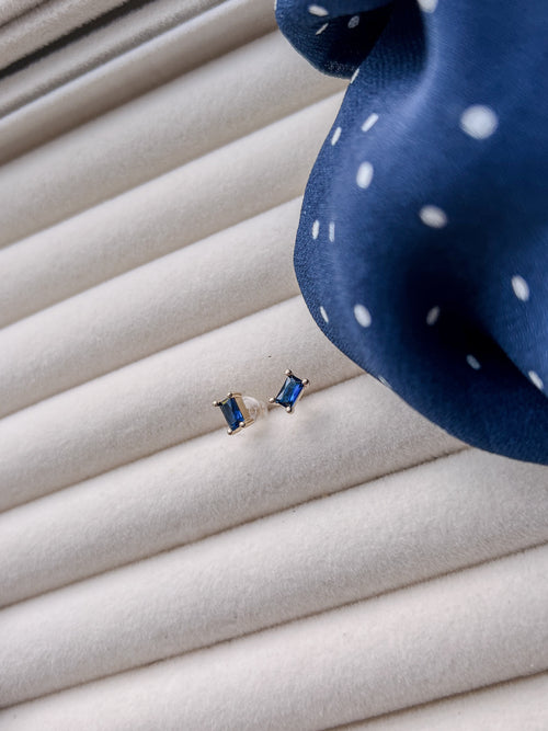 E/ studs with blue sapphire/amethyst/topaz